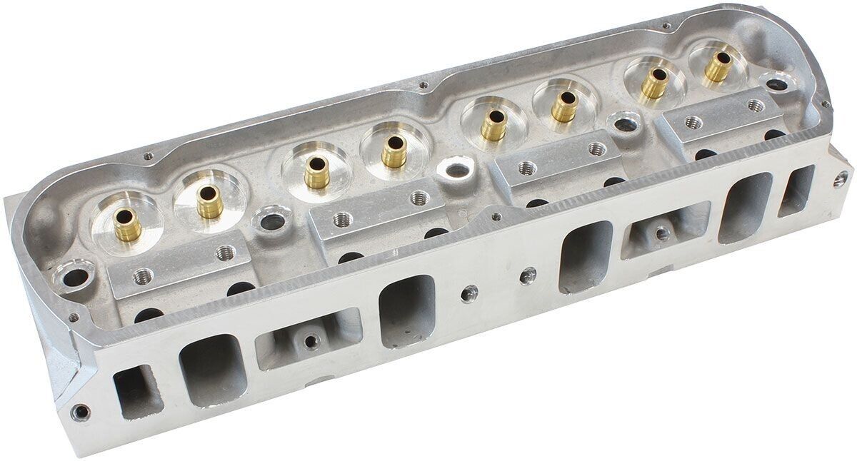 5603808